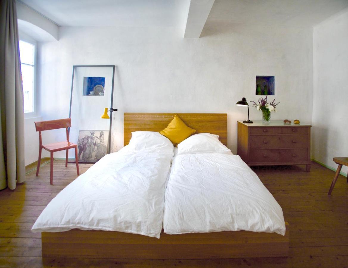 Boutique-Ferienwohnung Im Alten Weinhaus Moser Grunstadt Bagian luar foto