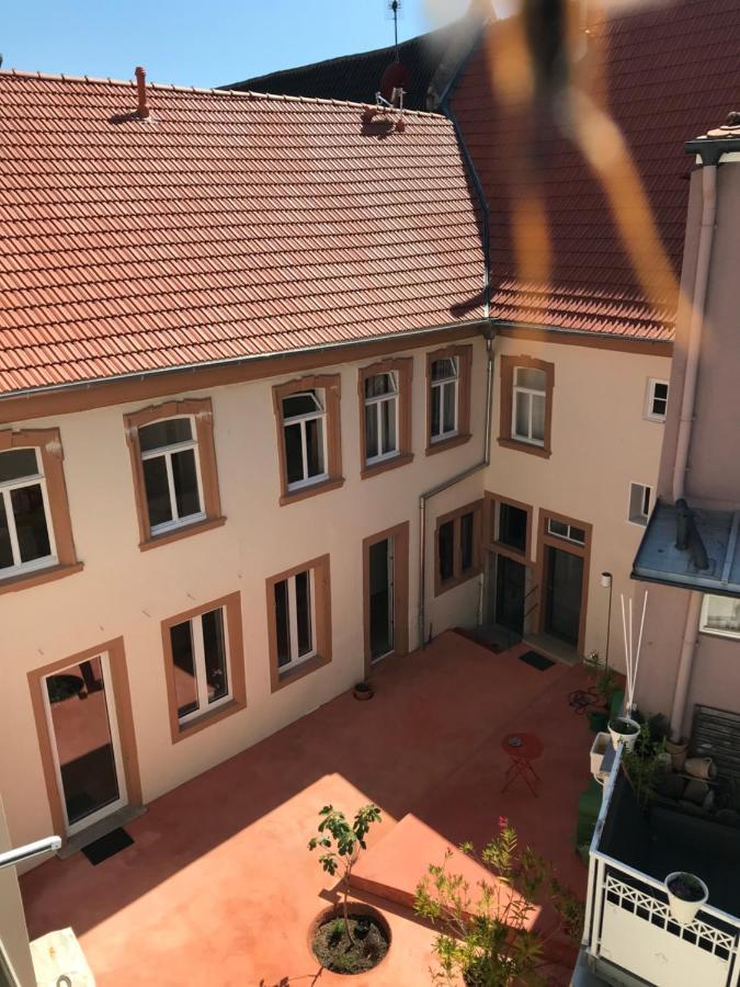 Boutique-Ferienwohnung Im Alten Weinhaus Moser Grunstadt Bagian luar foto