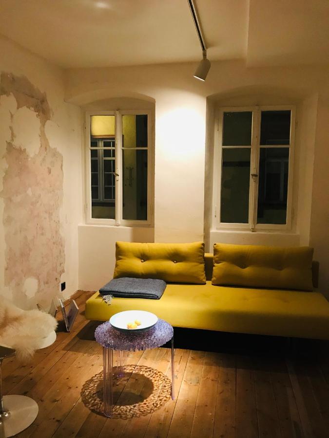 Boutique-Ferienwohnung Im Alten Weinhaus Moser Grunstadt Bagian luar foto